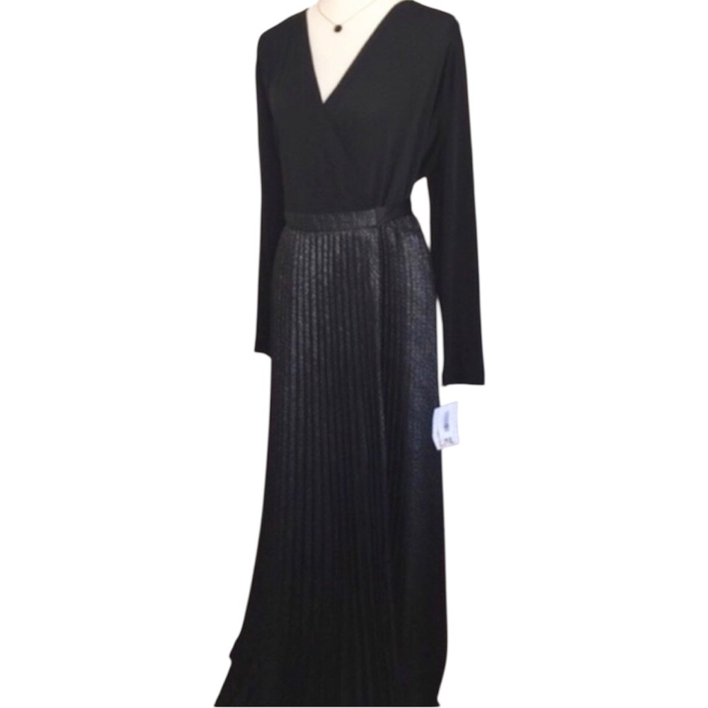 LuLaRoe Deanne Maxi Dress Black Metallic Long Sleeve Pleated Wrap Dress XS